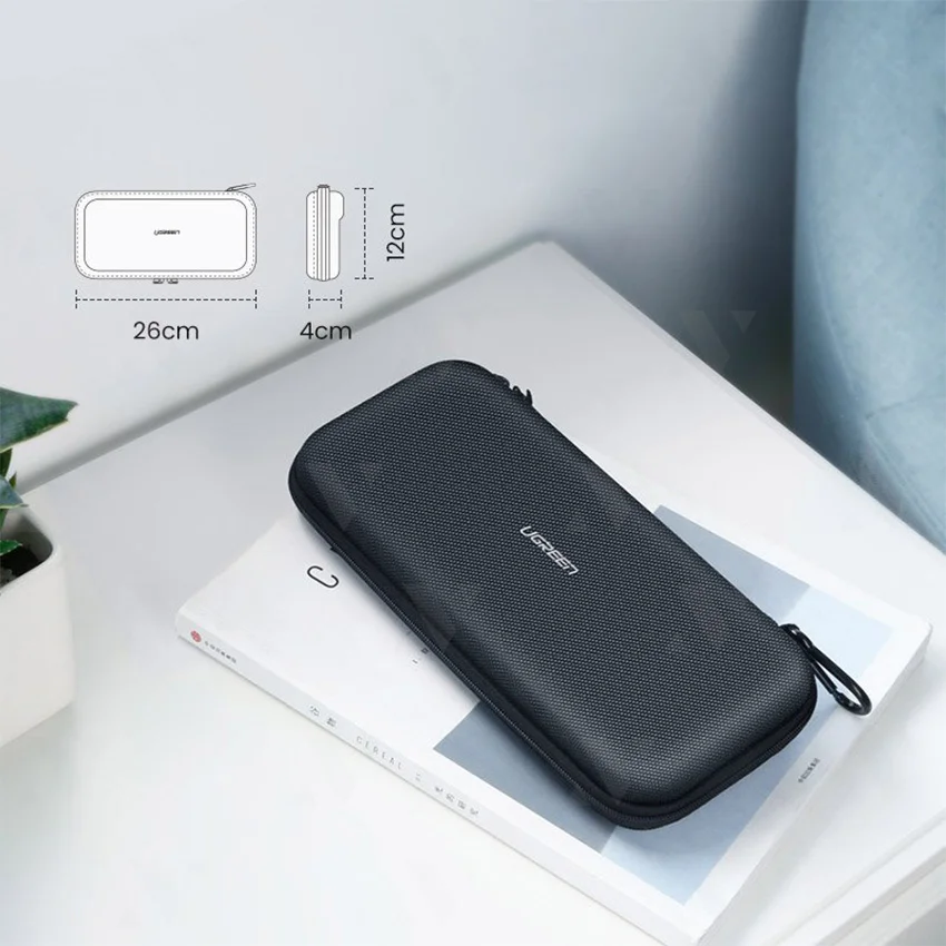 Bao đựng máy cầm tay Nitendo Switch chất liệu nhựa màu đen Ugreen (50974)