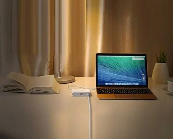 Cáp chuyển đổi USB-C to VGA, LAN, USB 3.0, USB 2.0 Ugreen 30439