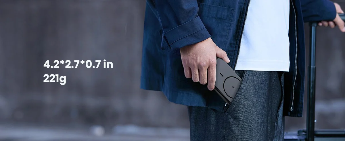 Pin sạc dự phòng dùng cho điện thoại, 10000mAh Li-ion, màu đen 2 cổng đầu ra Ugreen 45357